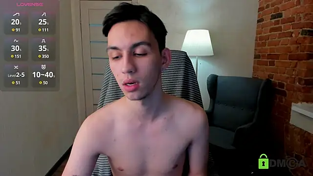 Snapshot of Ul_Tima chatting on 12-21-24, 11:56 Ul Tima online show from 12-21-24, 11:56