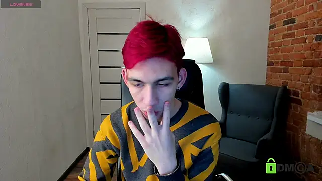 Snapshot of Ul_Tima chatting on 01-04-25, 08:37 Ul Tima online show from 01-04-25, 08:37