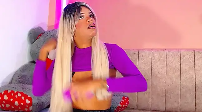 Snapshot of vanessa_nauthygirls chatting on 02-06-25, 06:24 vanessa nauthygirls online show from 02-06-25, 06:24