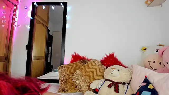 Snapshot of Lee_Ash chatting on 10-15-25, 07:08 Lee Ash online show from 10-15-25, 07:08