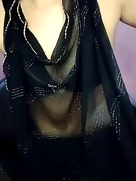 Snapshot of L_ucy1 chatting on 12-29-24, 06:05 L ucy1 online show from 12-29-24, 06:05