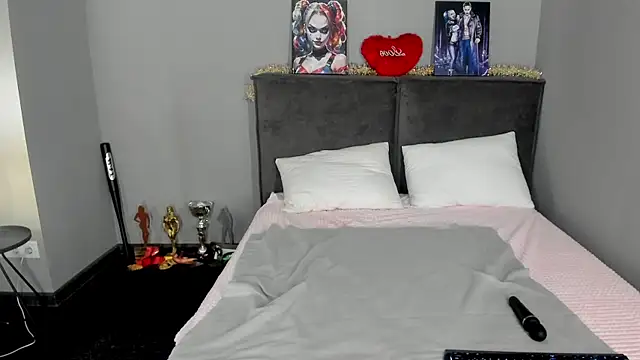 MuscleXXXBarbie online show from 02-28-26, 01:45