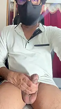Snapshot of Hot_budddy chatting on 07-19-26, 07:06 Hot budddy online show from 07-19-26, 07:06