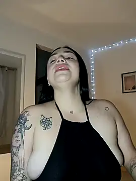 Snapshot of helena_smith chatting on 12-21-24, 03:14 helena smith online show from 12-21-24, 03:14