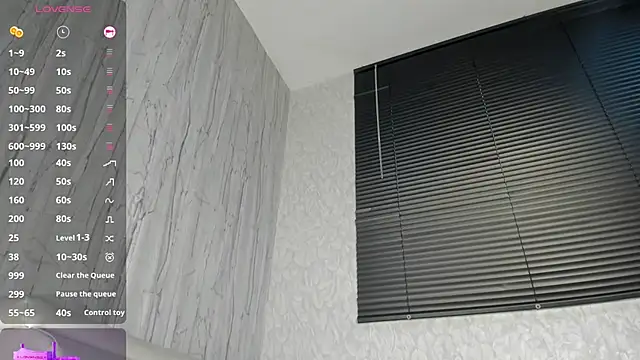 Snapshot of Laross25 chatting on 09-09-25, 08:08 Laross25 online show from 09-09-25, 08:08