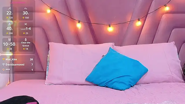 Snapshot of Beautifulskinny18 chatting on 10-27-25, 07:40 Beautifulskinny18 online show from 10-27-25, 07:40