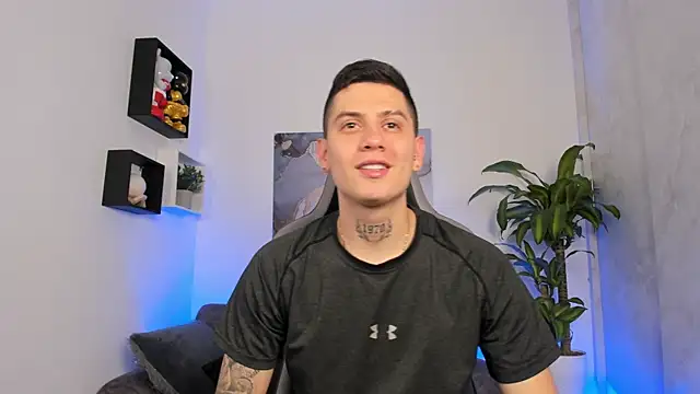 Yeiko Romero  online show from 09-09-25, 05:23