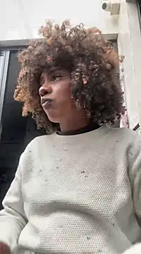 Snapshot of TIFFANYYSTAR chatting on 03-04-25, 01:59 TIFFANYYSTAR online show from 03-04-25, 01:59