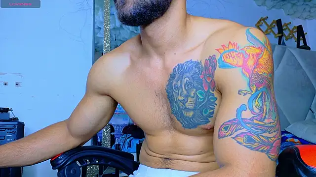 Rich boy01 online show from 02-12-26, 04:35