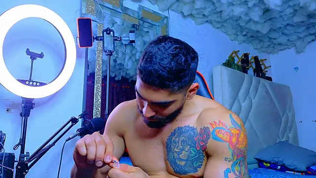 Rich boy01 online show from 04-18-26, 06:45