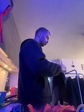 Greyoff online show from 12-13-24, 11:02