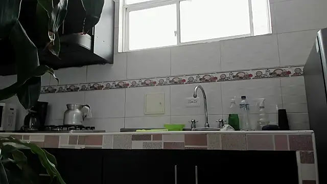 Emma-evans online show from 01-28-25, 05:03