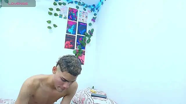 Snapshot of stevan1855 chatting on 05-26-26, 05:03 stevan1855 online show from 05-26-26, 05:03