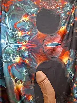 Snapshot of fantasymade69 chatting on 10-18-25, 04:41 fantasymade69 online show from 10-18-25, 04:41