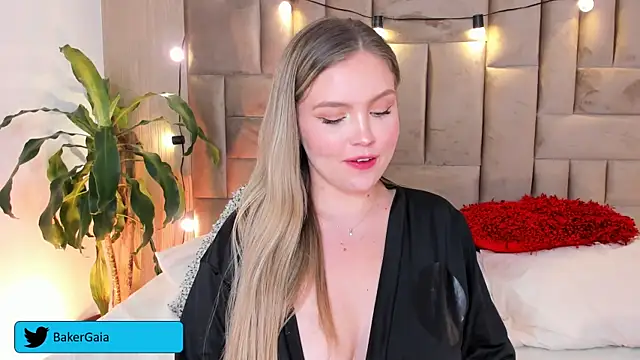 Snapshot of GaiaBaker chatting on 02-15-25, 11:03 GaiaBaker online show from 02-15-25, 11:03