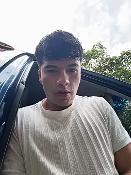 Snapshot of Logan_smith1 chatting on 11-23-25, 03:45 Logan smith1 online show from 11-23-25, 03:45