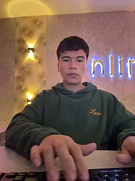 Logan smith1 online show from 12-20-25, 05:03