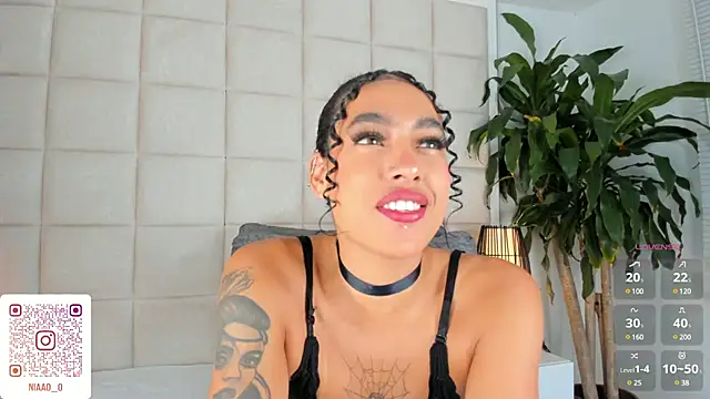 Nia Bunny online show from 02-28-25, 01:58