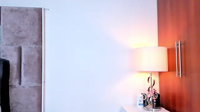 Snapshot of Nia_Bunny chatting on 05-04-26, 01:07 Nia Bunny online show from 05-04-26, 01:07