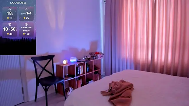 Snapshot of Jekky_ice chatting on 12-18-24, 06:10 Jekky ice online show from 12-18-24, 06:10