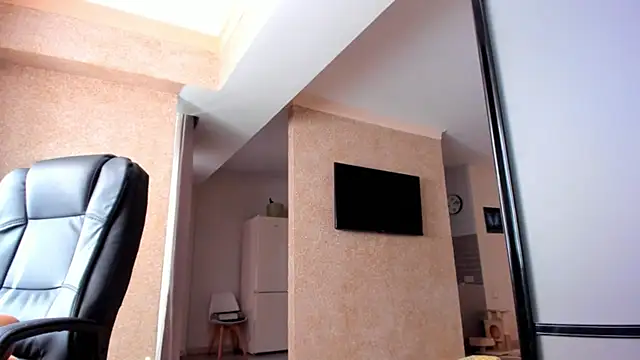 Snapshot of Jekky_ice chatting on 10-24-25, 06:32 Jekky ice online show from 10-24-25, 06:32