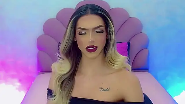 Snapshot of briana_sex32 chatting on 01-15-25, 02:17 briana sex32 online show from 01-15-25, 02:17