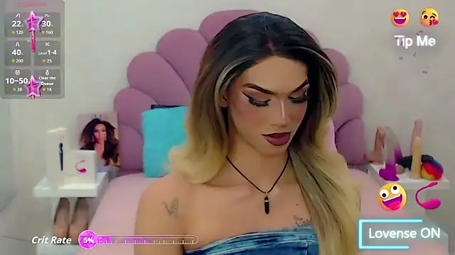 Snapshot of briana_sex32 chatting on 09-25-25, 03:43 briana sex32 online show from 09-25-25, 03:43