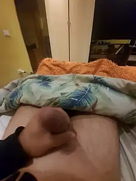 Snapshot of tiscopofortezozza chatting on 03-08-25, 03:28 tiscopofortezozza online show from 03-08-25, 03:28