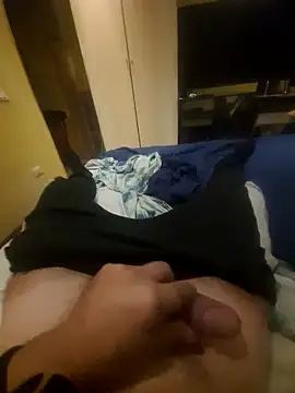 Snapshot of tiscopofortezozza chatting on 10-05-25, 03:05 tiscopofortezozza online show from 10-05-25, 03:05