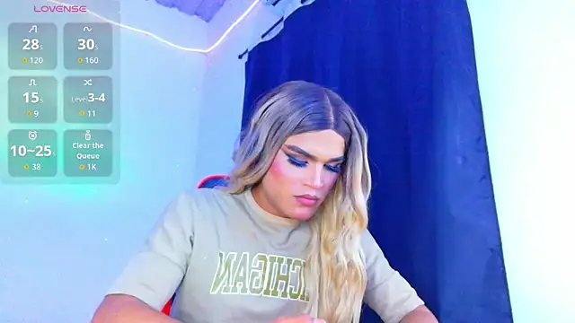 AllisonsweetZ online show from 04-28-26, 04:17