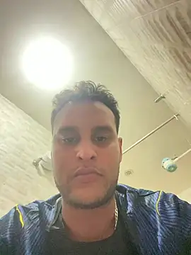 Cristian 099 online show from 06-30-26, 10:44