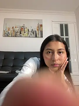 Snapshot of persiival chatting on 01-12-26, 11:21 persiival online show from 01-12-26, 11:21