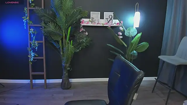 CassieCool online show from 01-15-25, 08:37