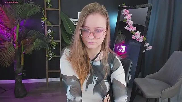 CassieCool online show from 01-25-25, 09:57