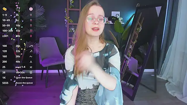 CassieCool online show from 02-25-25, 11:55