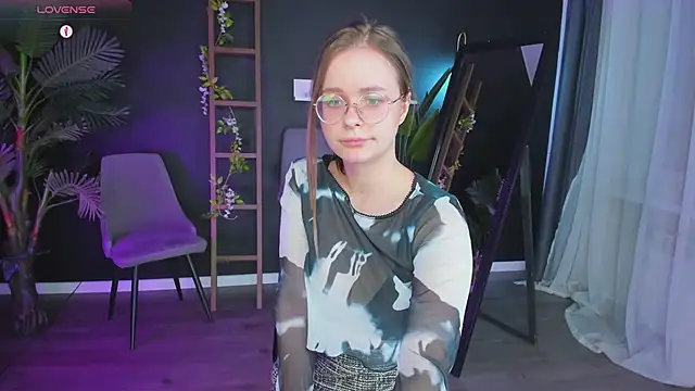 CassieCool online show from 02-26-25, 02:59