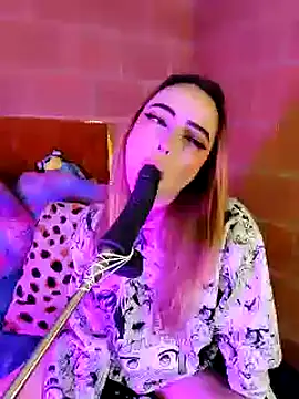 Snapshot of Yennastone chatting on 02-20-25, 02:29 Yennastone online show from 02-20-25, 02:29