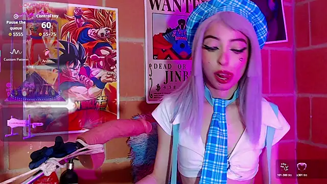 Snapshot of Yennastone chatting on 02-17-26, 04:20 Yennastone online show from 02-17-26, 04:20