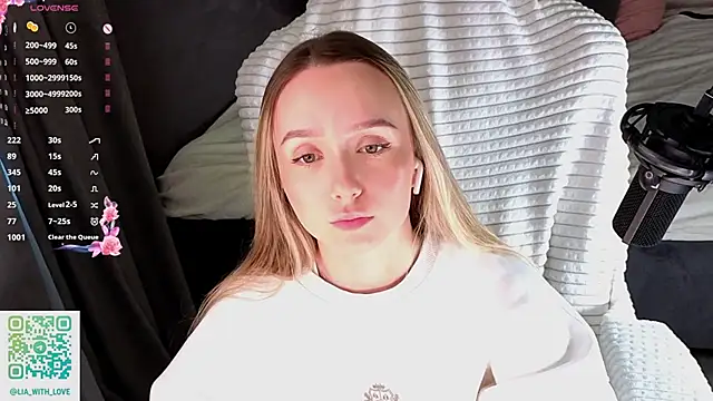 HollisBeckett online show from 02-26-26, 03:05