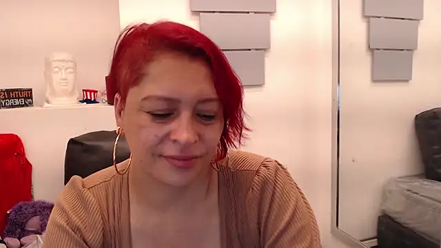 Snapshot of eva_twiss chatting on 06-24-26, 05:01 eva twiss online show from 06-24-26, 05:01