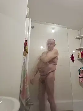 Bretoncool online show from 12-22-25, 02:47