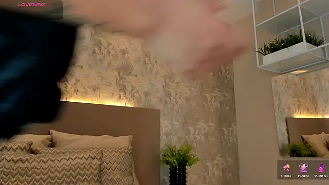 JadaKai online show from 09-15-25, 12:21