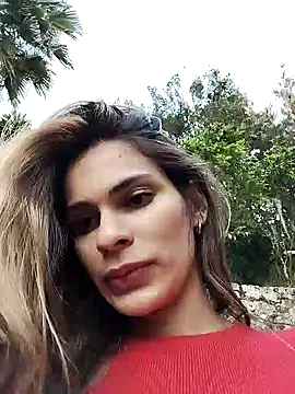 cuteluci  online show from 01-26-25, 01:25