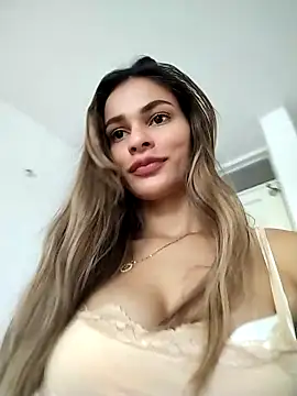 cuteluci  online show from 09-28-25, 11:59