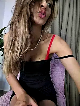 cuteluci  online show from 10-02-25, 12:34