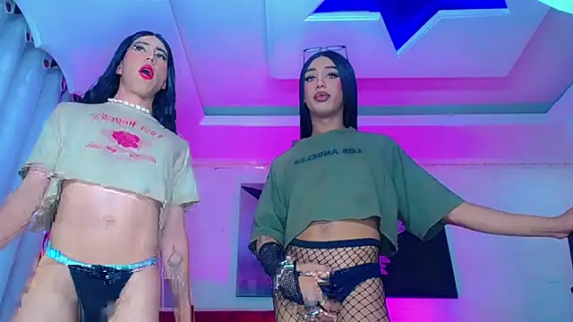 NahomiCamper online show from 11-14-25, 02:54