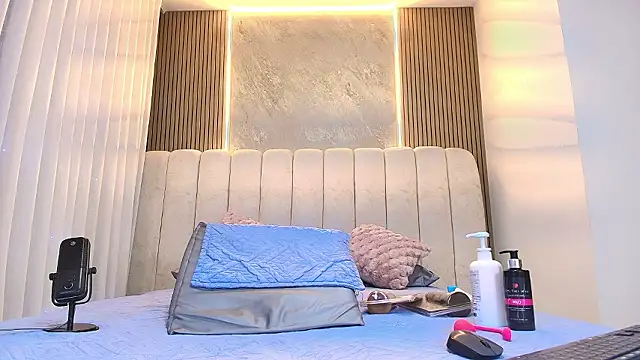 Snapshot of kata_hazel chatting on 02-12-26, 07:20 kata hazel online show from 02-12-26, 07:20