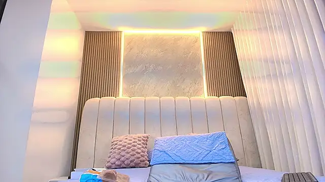 Snapshot of kata_hazel chatting on 02-21-26, 07:15 kata hazel online show from 02-21-26, 07:15