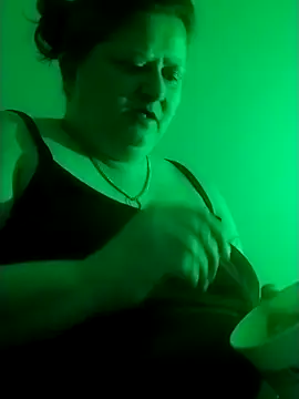 Snapshot of staceysmomfow chatting on 01-23-25, 03:16 staceysmomfow online show from 01-23-25, 03:16