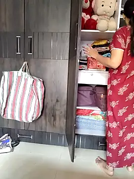 Snapshot of samitasharma chatting on 01-28-25, 07:00 samitasharma online show from 01-28-25, 07:00